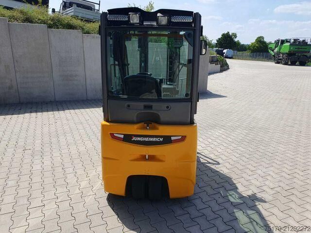 Forklift Jungheinrich EFG 215 / Triplex: 4.25m! / SS / 2.472h! / 2020