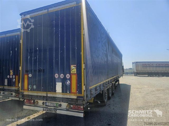 Open semitrailer with tarp Schmitz Cargobull Semitrailer Curtainsider Mega