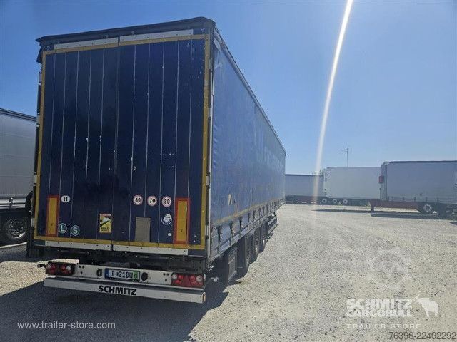 Open semitrailer with tarp Schmitz Cargobull Semitrailer Curtainsider Mega