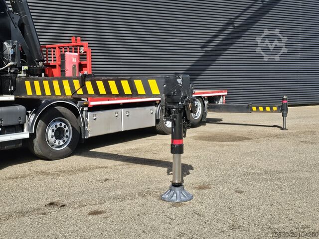 Loading platform DAF CF 460 8x2/6 / FASSI 82 t/m CRANE / KRAN - 18.3...