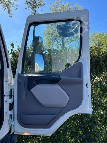Suitcase DAF LF 230 FA