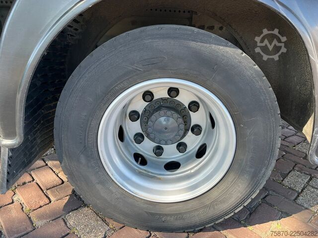 Suitcase DAF LF 230 FA