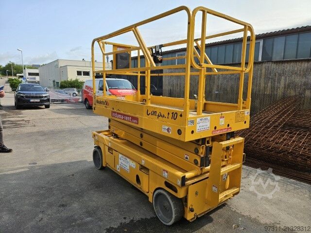 Scissor lift Haulotte Compact 10