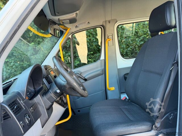 Minibus MERCEDES-BENZ Sprinter 314 BlueTEC 9 Sitze Rollstuhllift Klima