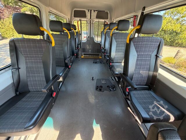 Minibus MERCEDES-BENZ Sprinter 314 BlueTEC 9 Sitze Rollstuhllift Klima