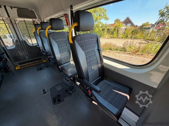 Minibus MERCEDES-BENZ Sprinter 314 BlueTEC 9 Sitze Rollstuhllift Klima
