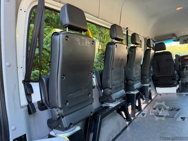 Minibus MERCEDES-BENZ Sprinter 314 BlueTEC 9 Sitze Rollstuhllift Klima