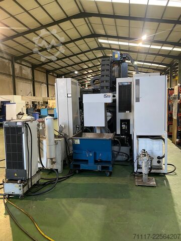 Horizontal machining center Mori Seiki NMV 5000 DCG Turning Table