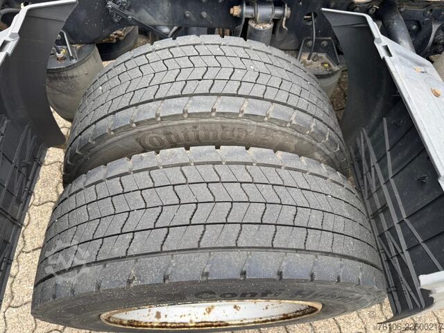 Standard SZM MAN TGX 18.460 4x2   Schlafkabine
