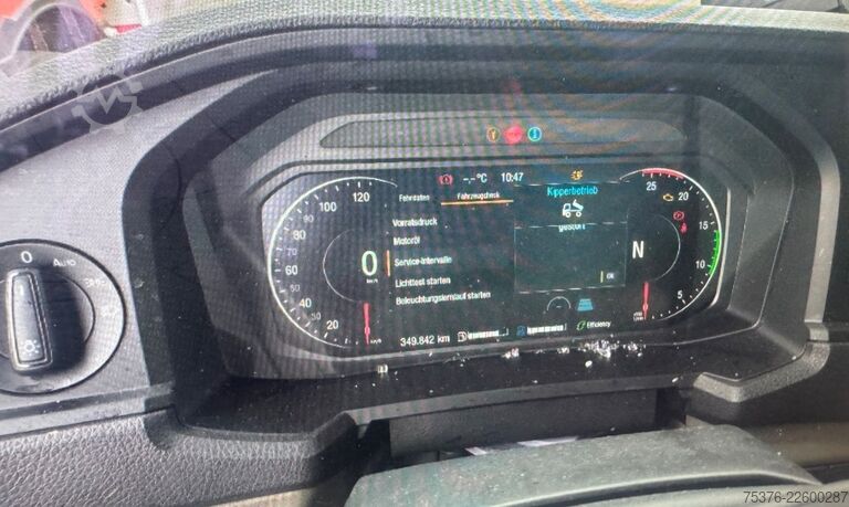 Standard SZM MAN TGX 18.510 beschädigt /damaged