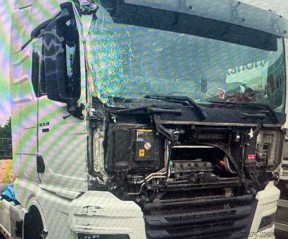 Standard SZM MAN TGX 18.510 beschädigt /damaged