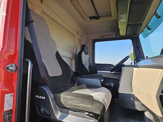 Suitcase M.A.N. 12.220 TGL