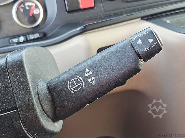 Suitcase M.A.N. 12.220 TGL