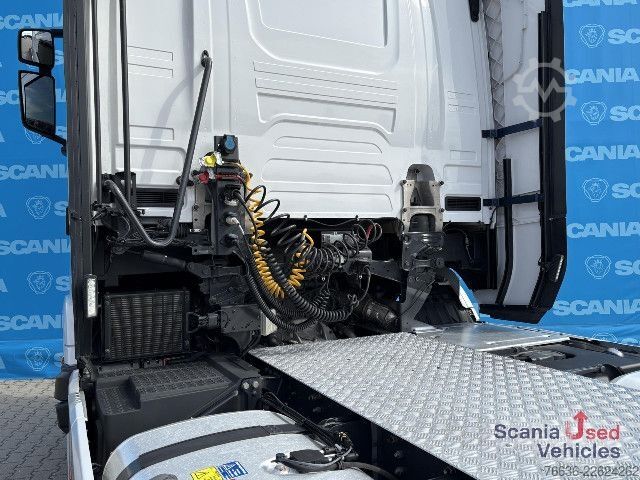 Standard SZM Scania S 460 A4x2NB RETARDER FULL AIR P-ARICO VECTO 3