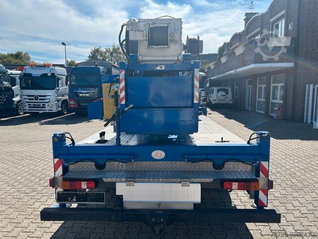 Truck-mounted crane van DAF 45.130 Dachdeckerkran 28-7 Klaas 28M