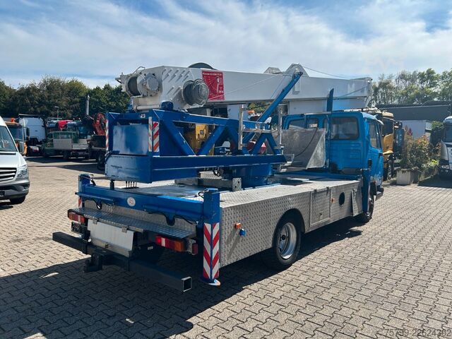 Truck-mounted crane van DAF 45.130 Dachdeckerkran 28-7 Klaas 28M