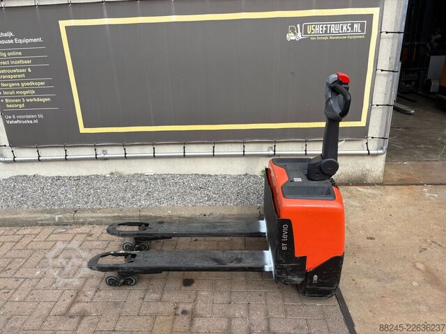 VS-23001 Elektrischer Palettenhubwagen BT LWE130 BT LWE130