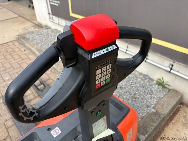 VS-23001 Elektrischer Palettenhubwagen BT LWE130 BT LWE130