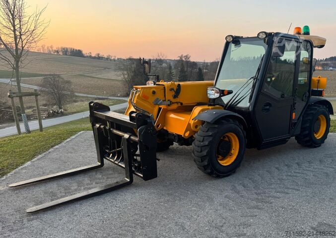 Telehandler / Telescope Forklift JCB JCB 525-60 T4