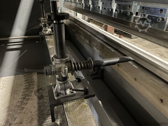 Press brake HACO ERM 30135