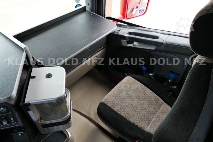 Volumen SZM SCANIA R 580 V8 Highline Retarder 2 Tank Standklima EU6