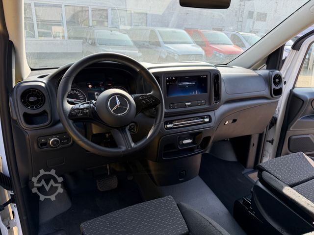 Minibus MERCEDES-BENZ Vito Tourer 116 CDI PRO 2x Klima Autom Klima LED