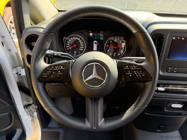 Minibus MERCEDES-BENZ Vito Tourer 116 CDI PRO 2x Klima Autom Klima LED