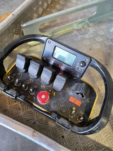 Cela DT Crawler 25 Cela DT Crawler 25