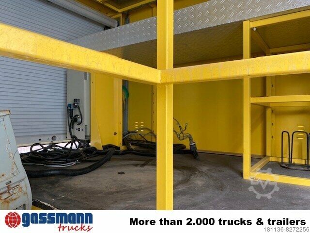 LKW mit Pritsche (offen)  Werkstattkofferaufbau mit Stromgenerator