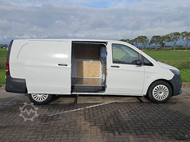 High-roof van MERCEDES-BENZ VITO 116 L3 XL Mbux Automaat!