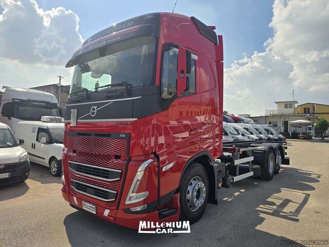 Truck chassis Volvo FH 460 PORTACASSE L/TELAIO 2023