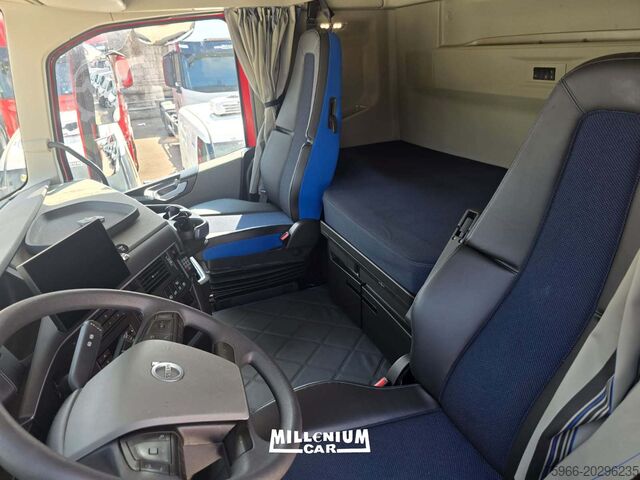 Truck chassis Volvo FH 460 PORTACASSE L/TELAIO 2023