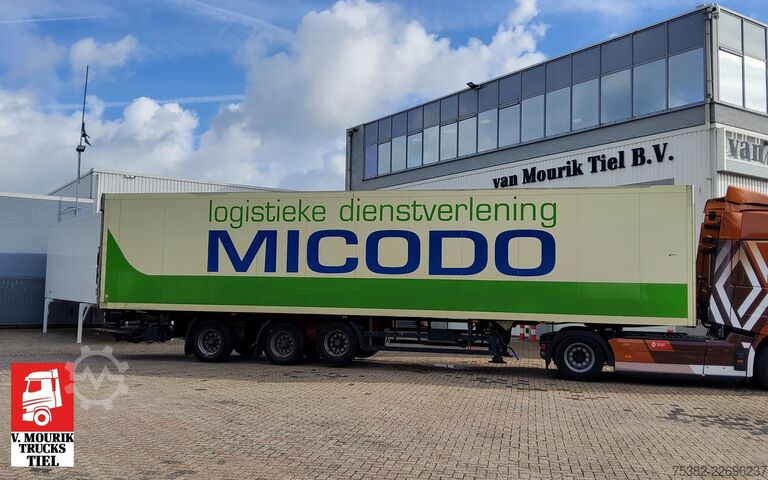 Koffer Schmitz Cargobull TRAILER - OK-10-YN - (LAADKLEP DEFECT)