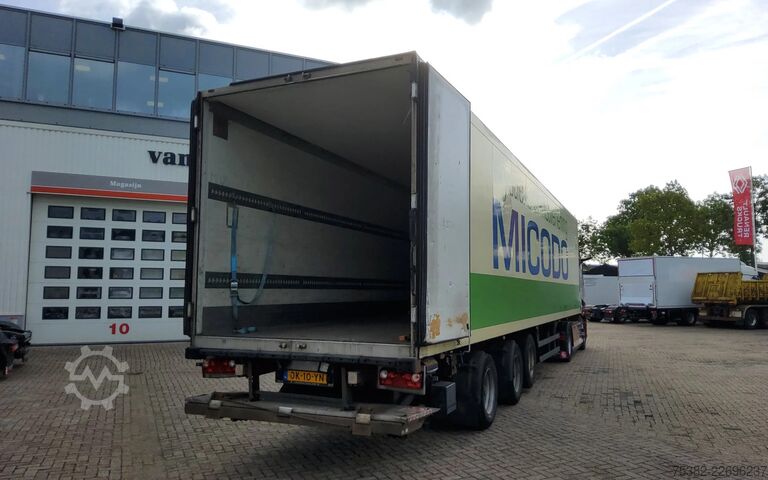Koffer Schmitz Cargobull TRAILER - OK-10-YN - (LAADKLEP DEFECT)