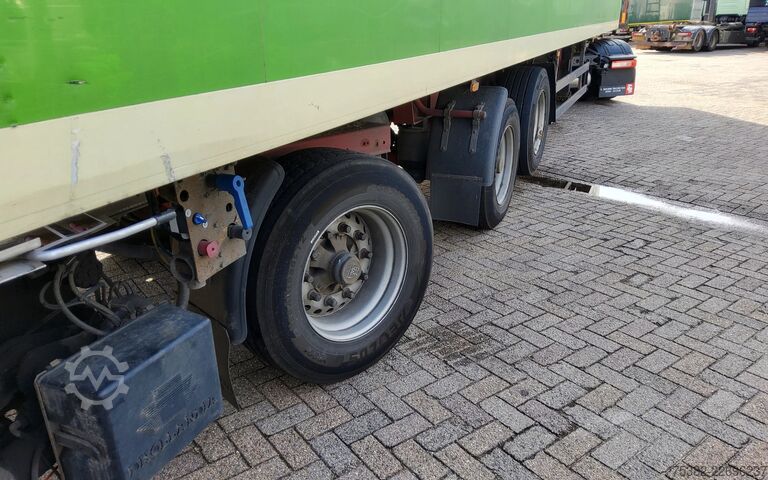 Koffer Schmitz Cargobull TRAILER - OK-10-YN - (LAADKLEP DEFECT)