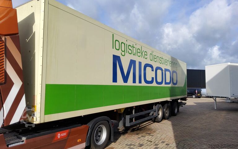 Koffer Schmitz Cargobull TRAILER - OK-10-YN - (LAADKLEP DEFECT)
