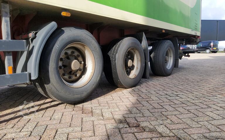 Koffer Schmitz Cargobull TRAILER - OK-10-YN - (LAADKLEP DEFECT)