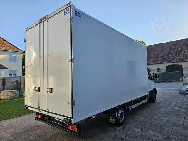 Van Iveco Daily 35S18HA8 Automatik 3.0 Koffer 4,9 M. LED