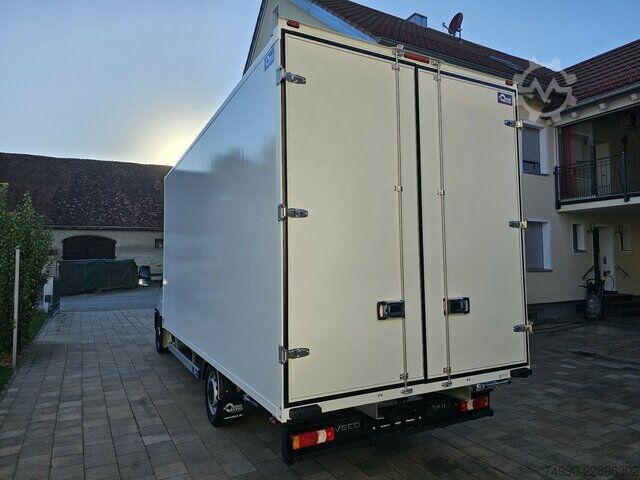Van Iveco Daily 35S18HA8 Automatik 3.0 Koffer 4,9 M. LED