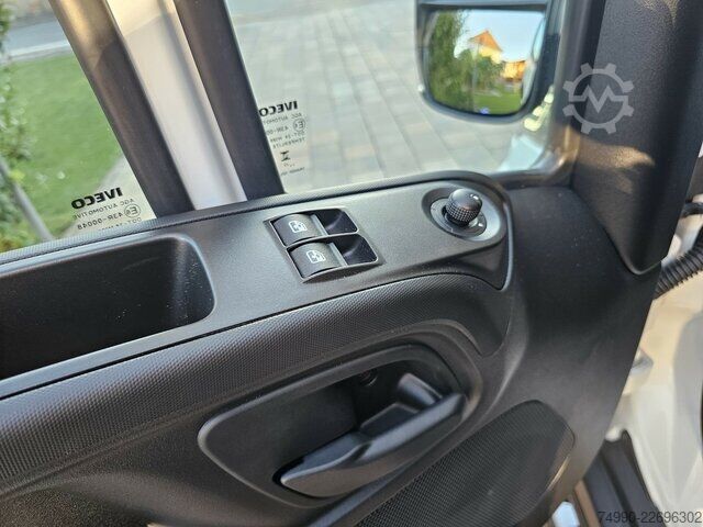 Van Iveco Daily 35S18HA8 Automatik 3.0 Koffer 4,9 M. LED