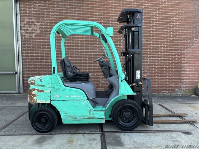 Diesel Forklift Mitsubishi FD25N
