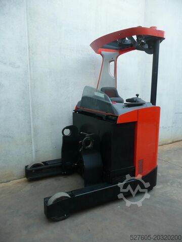 Reach truck BT RRE 250 CC