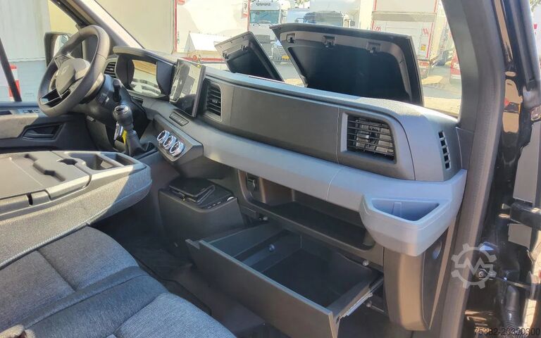 Box van Renault Master 170.35  EURO 6  L3H2 ZWART METALLIC - 2x...