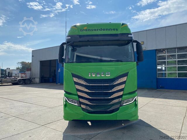 Standard tractor Iveco S-WAY 510 / Retarder / Hydraulic / Full Spoilers