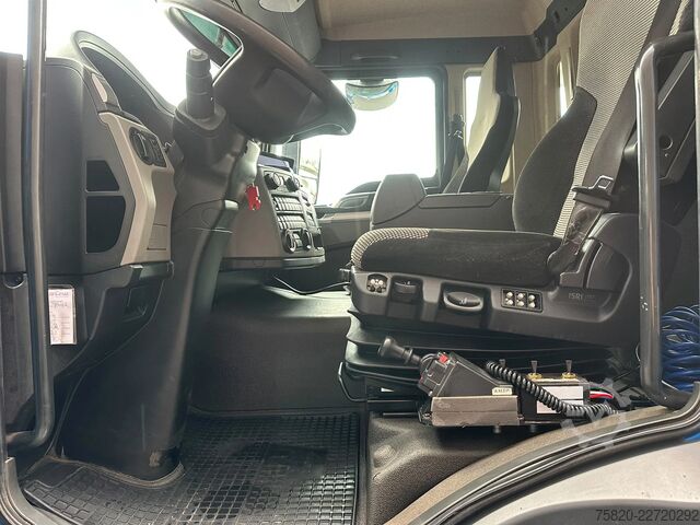 Tipper with crane MAN TGS 26.360 6X4H-4 BL KIPPER +EPSILON Q 170 EASY...