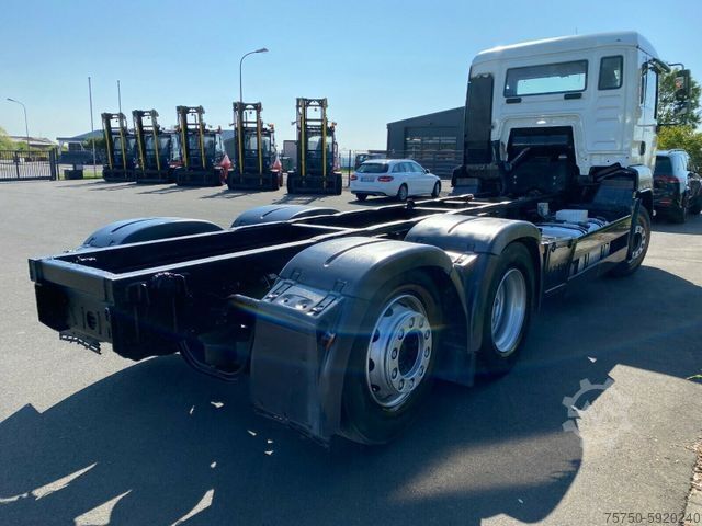 Truck chassis MAN 26.320 TGA 6x2