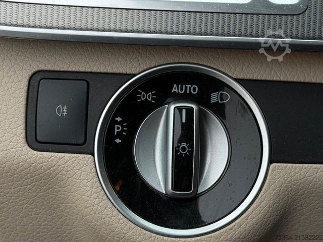 Van MERCEDES-BENZ E 300 BlueTEC HYBRID Navi Leder PDC LED EURO 5