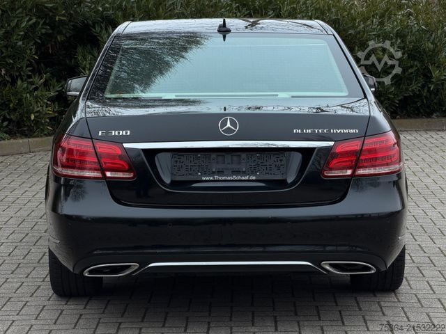 Van MERCEDES-BENZ E 300 BlueTEC HYBRID Navi Leder PDC LED EURO 5