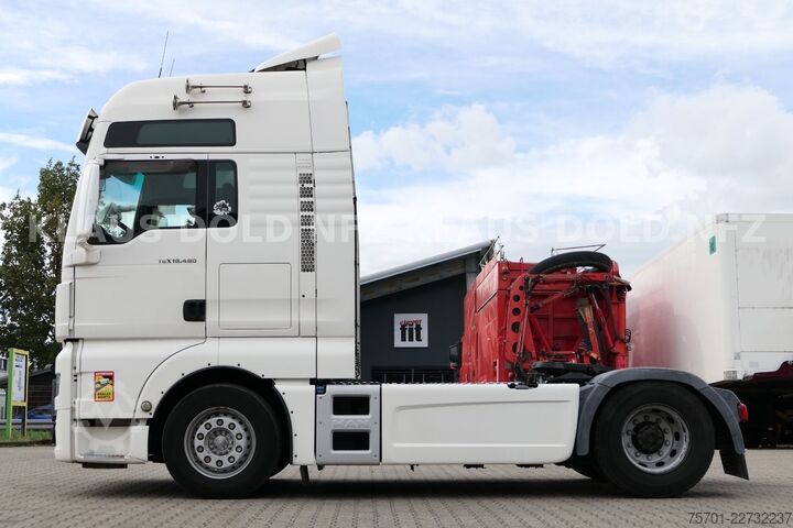 Standard SZM MAN TGX 18.480 XXL Retarder 2 Tanks Navi Euro 6