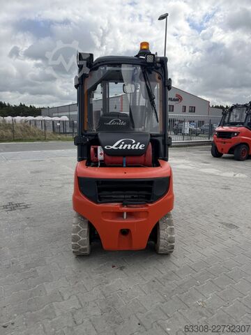 Treibgasstapler Linde H20T-01